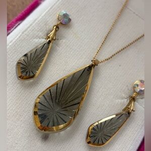 JEWELINE ORIGINALS Vintage Tear Drop Stone Gem Necklace Earrings Jewelry Set